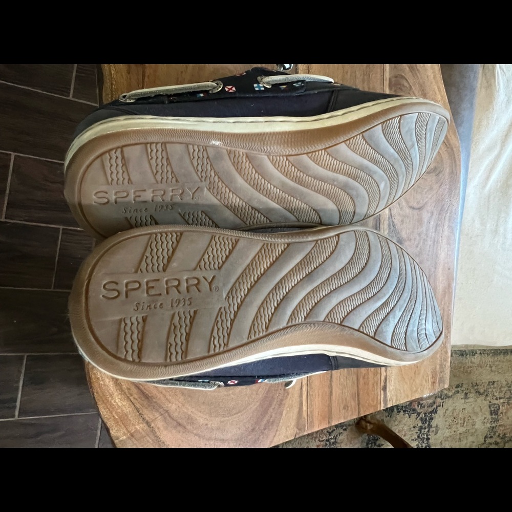 Sperry Topsiders - Picture 6 of 6